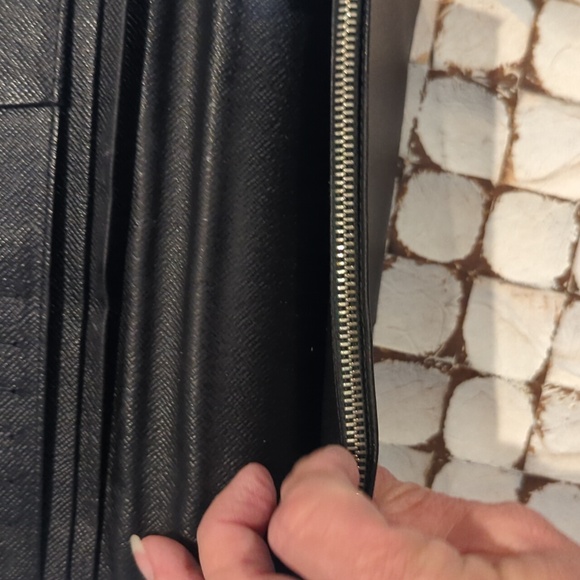 LV Graphite Porte Long Wallet - Picture 13 of 15